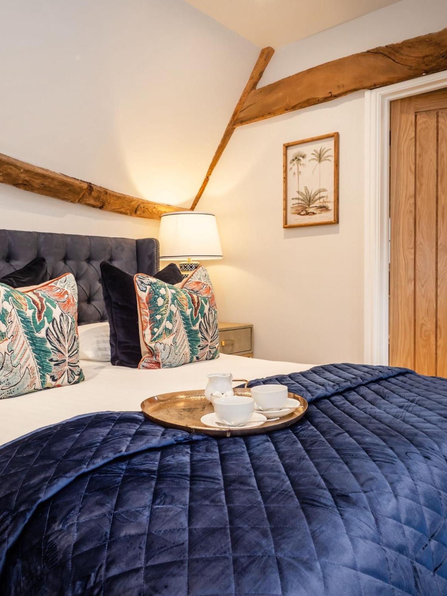 Hotel The Stag Salhouse Esterno foto